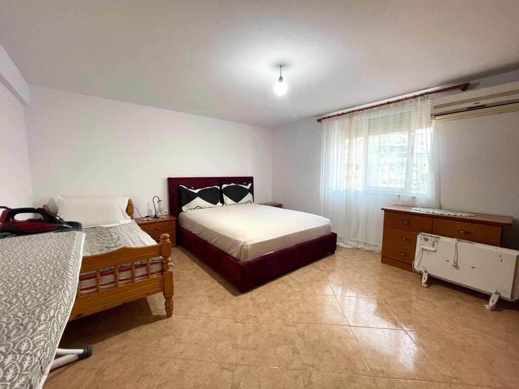 3+1 for rent near the new market 70,000 lek /month