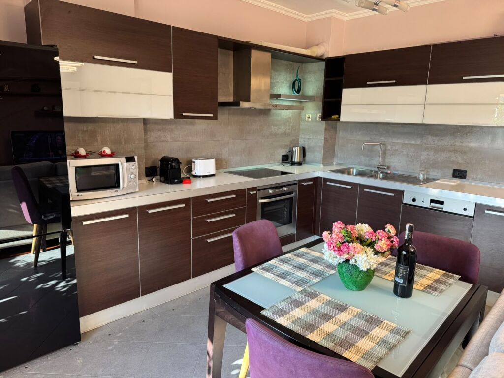 Apartment for rent 2+1+ parking at Air Albania