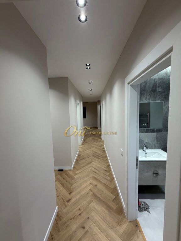 ASTIR AMBIENT ZYRE PER QERA