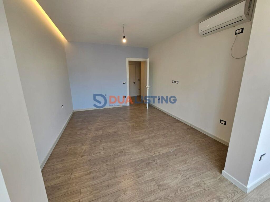 SHITET APARTAMENT 2+1 DHE GARSONIERE ZOGU I ZI, TIRANË