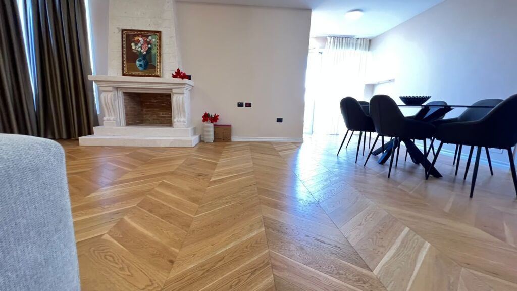 VILË ME QIRA NË MULLET