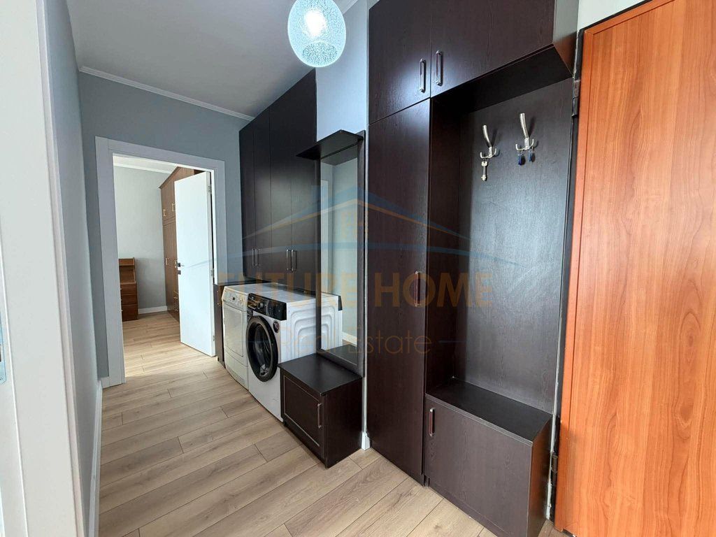 Shitet, Apartament 2+1, Kthesa e Kamzës, Pallatet e Verdha