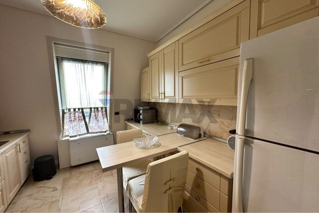 Apartment 2+1+2+Parking for rent Blloku