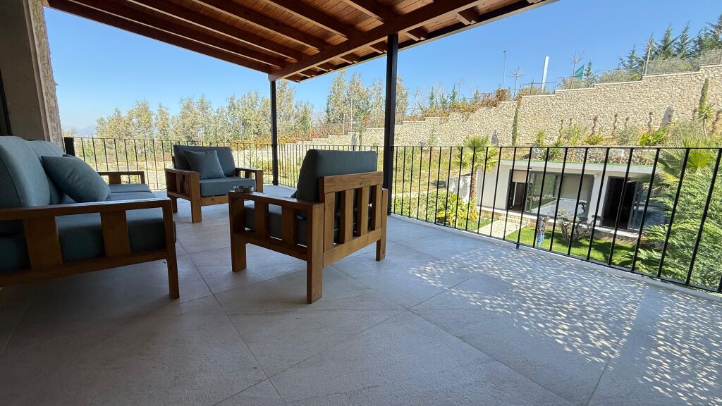 LUXURY DUPLEX FOR RENT NEAR TEG