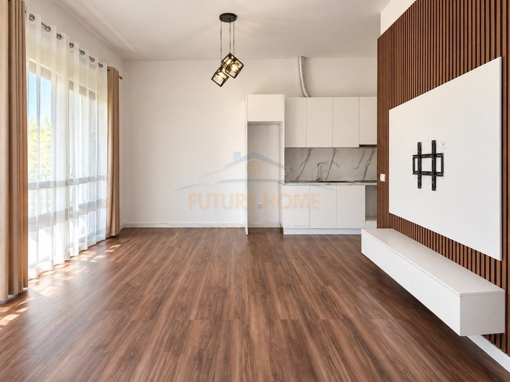 Shitet, Apartament 1+1, Liqeni i Thatë, Tiranë. 115,000 €