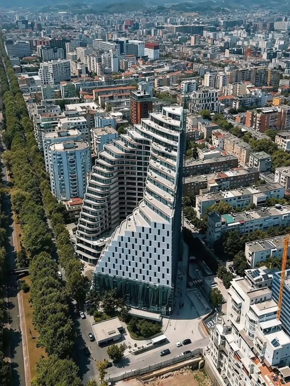 Shitet Apartament 2+1📍Ekspozita Building
