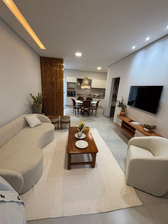 Vasil Shanto, jeept apartament 1+1 me qera ,