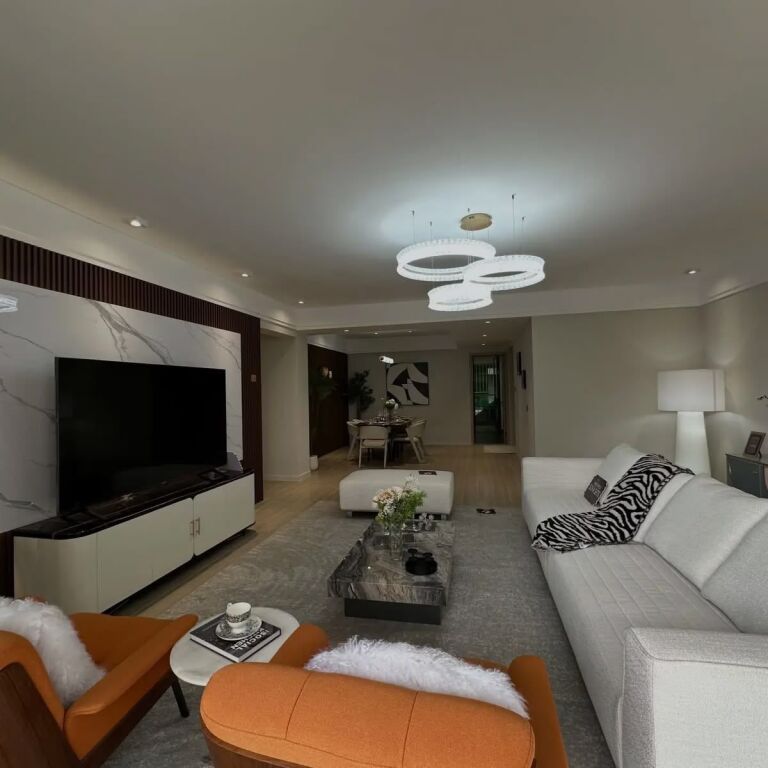 Stacioni i Trenit, jepet me qera apartament modern 1+1.