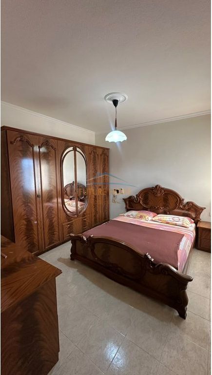 Shitet apartament 2+1 pranë Shkollës së Baletit, Tiranë 🏡
