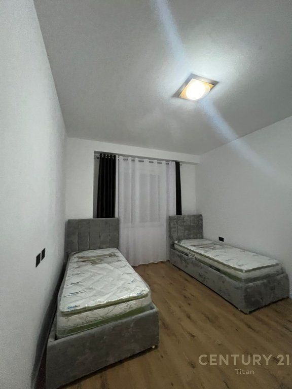 Appartamento 2+1+2 bagni+1 balcone in affitto a Paskuqan presso Hallaci