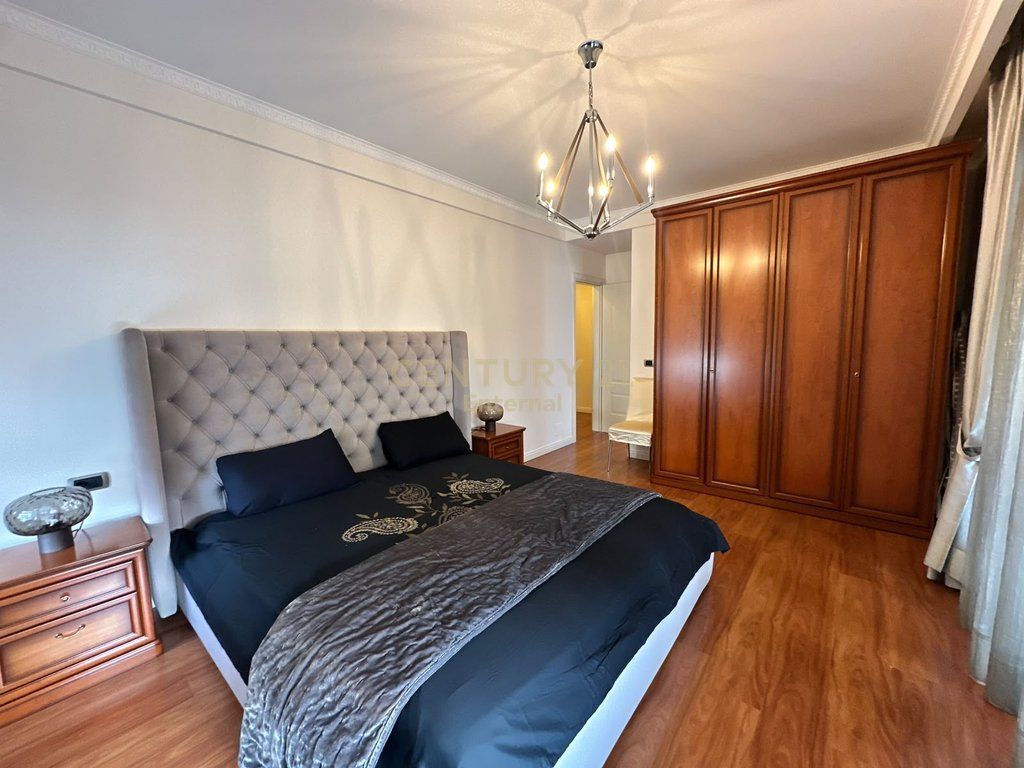 Jepet Apartament 2+1 Me Qira Tek Ish Garda
