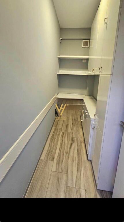 JEPET AMBIENT BIZNESI 110 M2 ME QIRA TE MATERNITETI I RI 90.000 LEKE
