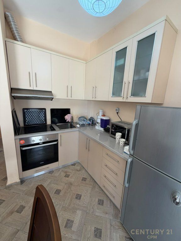 Apartament 1+1 Per Shitje Te Shkembi i Kavajes!