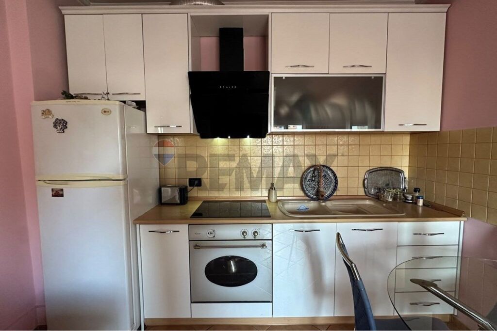 Appartamento - In Affitto - Myslym Shyri, Tirana
