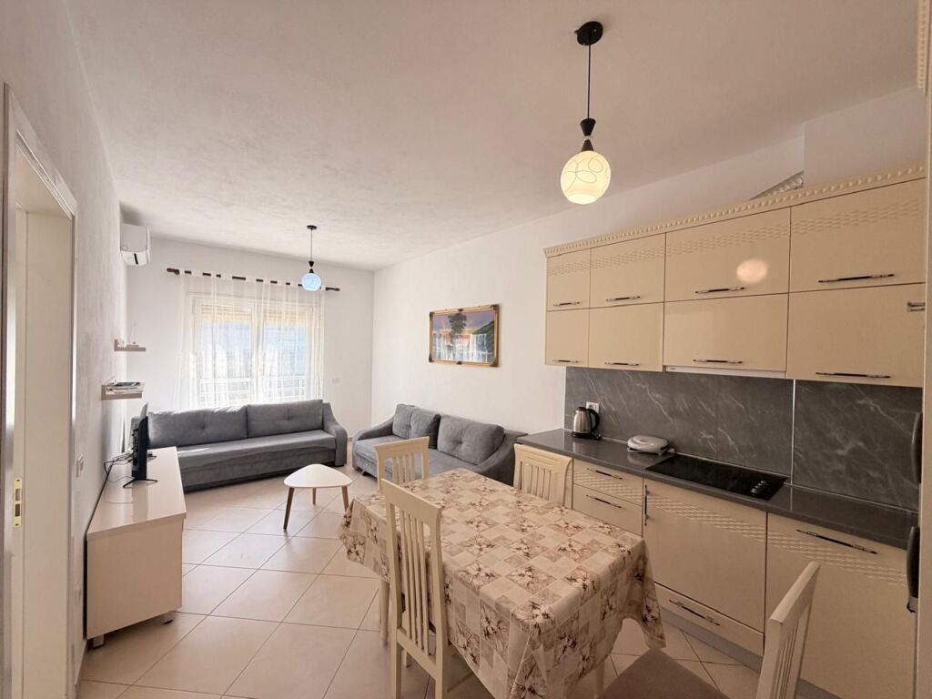 OKAZION. Apartament ne shitje 1+1 ne Golem