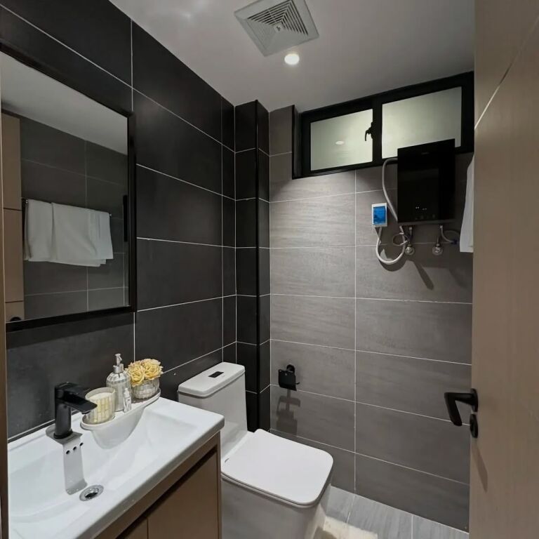 Stacioni i Trenit, jepet me qera apartament modern 1+1.