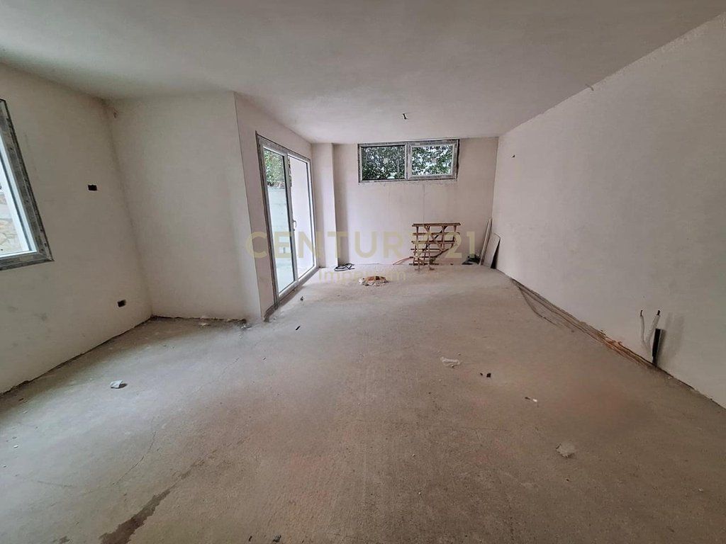 Apartament 1+1 + 40 m2 Verandë i konvertueshem ne 2+1 | Palladium Residence!