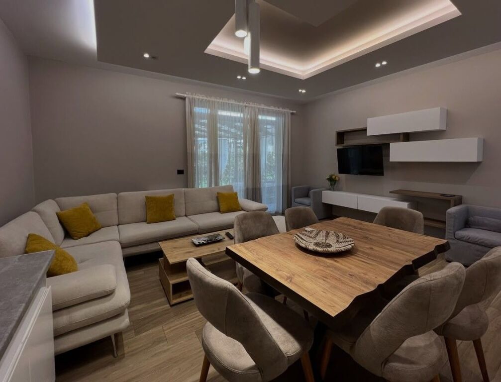 📌 JEPET ME QIRA APARTAMENT 2+1 ME KOPSHT | PRANË TEG