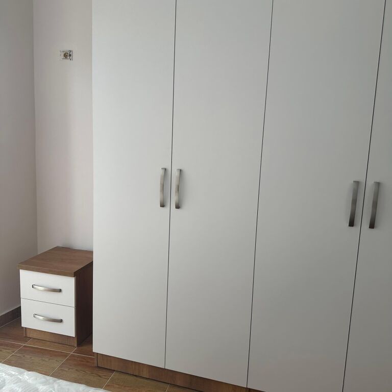 Jepet Me Qera Apartament 3+1+2 Tualete +1 Ballkon