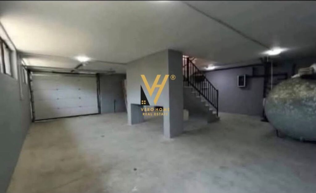 JEPET VILE 4-KATESHE ME QIRA TE RRUGA E ELBASANIT 300.000 LEKE