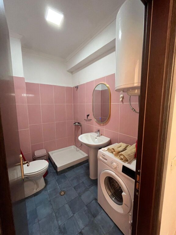 GARSONIERE ME QERA 40 M2 ASTIR 40.000 LEKE FH-98034