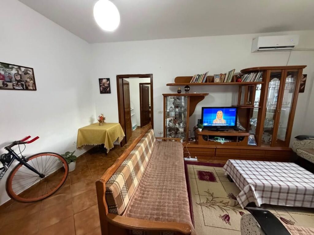 FOR SALE OPPORTUNITY APARTMENT 2+1 IN VLORE