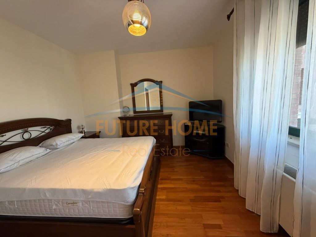 Qera, Apartament 2+1, Blloku, Tiranë