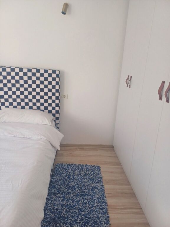 Qera, Apartament 1+1, shkolla e Baletit, Tirane