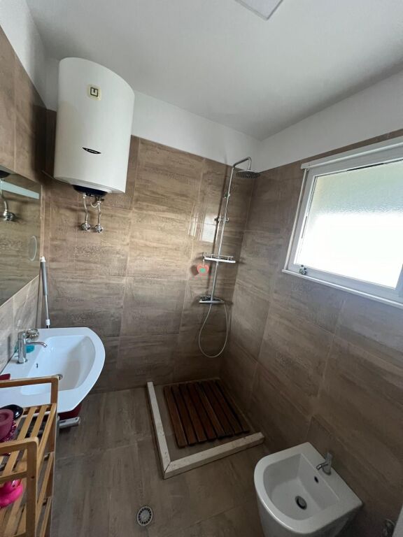 Super apartament 2+1 me qira te Kopshti Zoologjik, Kompleksi Mateo