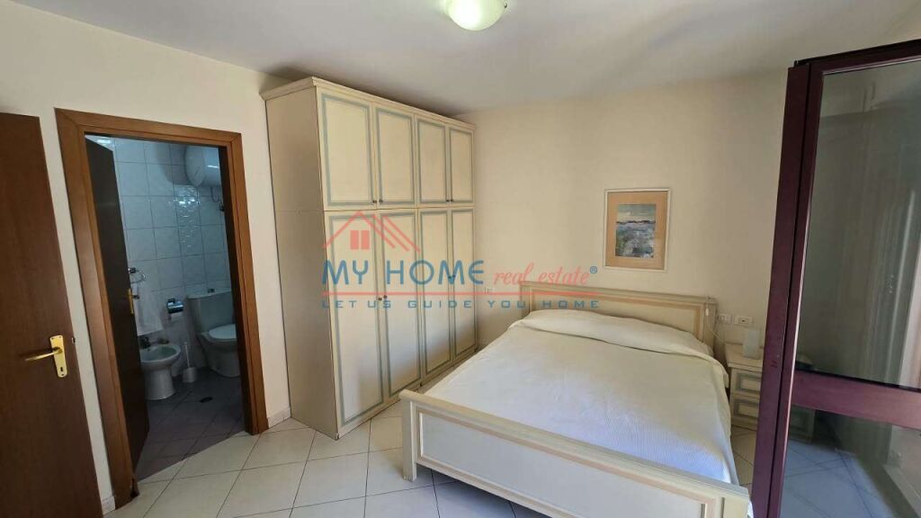 Apartament 2+1+2 ne shitje tek Rruga e Barrikadave ne Tirane