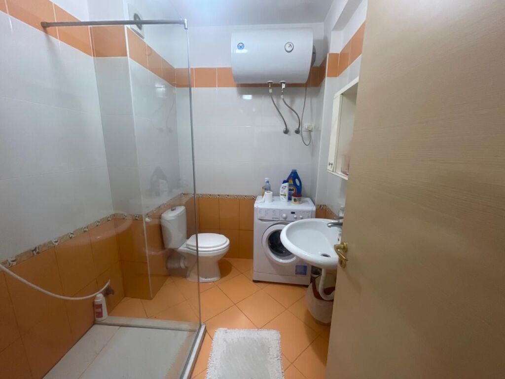 JEPET ME QERA APARTAMENT PRANE HOTEL VIVAS