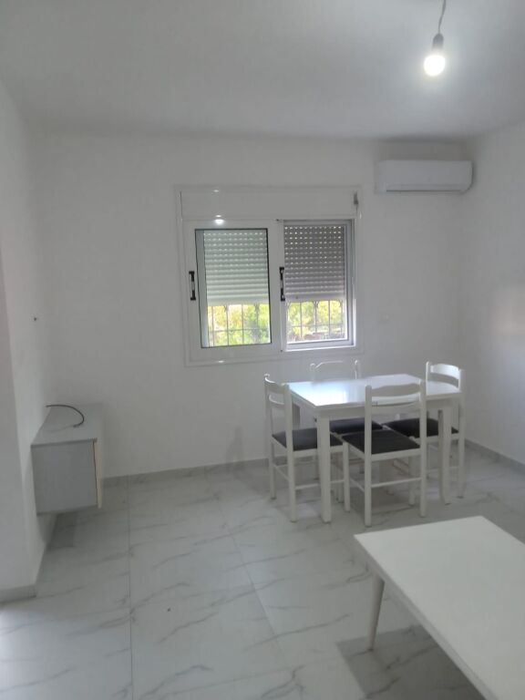 🏡 JEPET ME QIRA APARTAMENT 1+1 – VLORË
