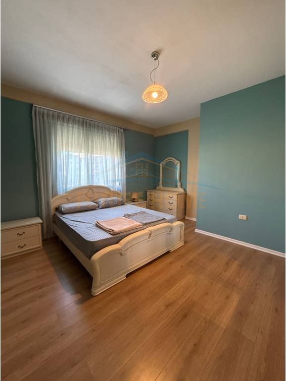 Qera, Apartament 1+1+2 Kuzhinë e Veçuar, Vasil Shanto, Tiranë