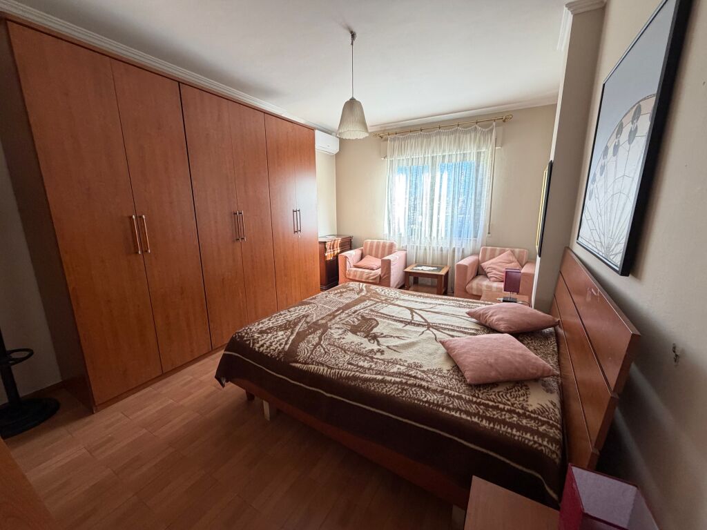 🏡 Jepet me qira apartament 2+1 pranë Liceut, Tiranë  80.000 leke