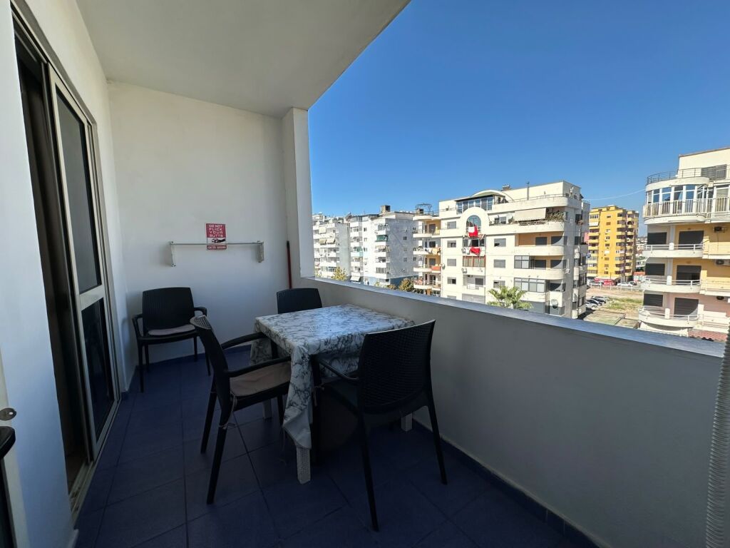 AFFITTASI APPARTAMENTO 1+1 – VICINO HOTEL DYRRAH, SPIAGGIA, DURRËS!