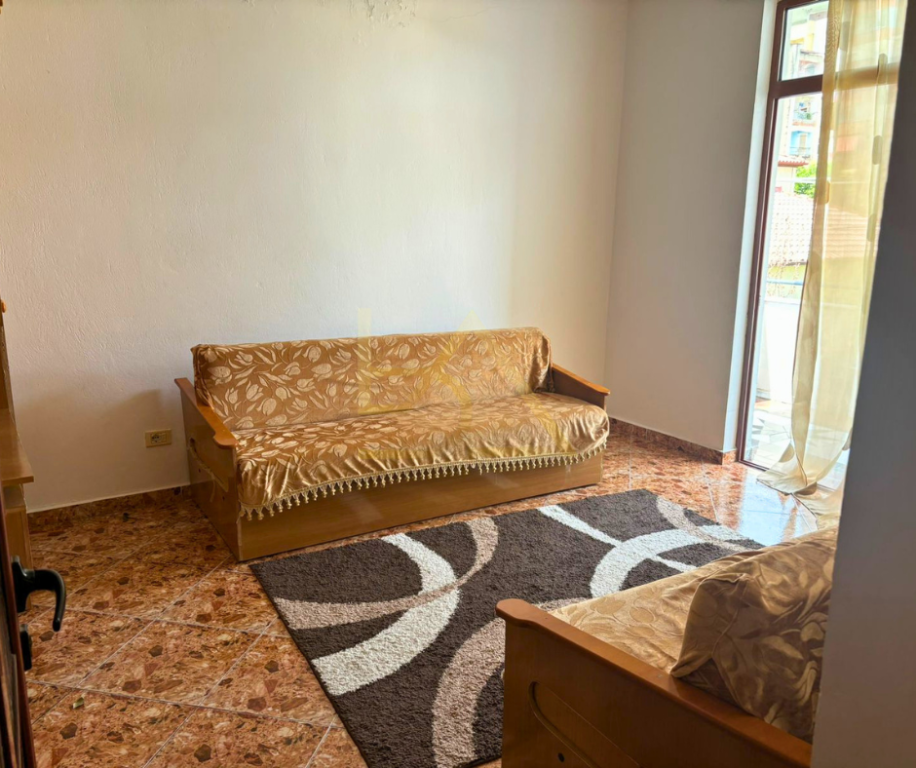 VILLA SU DUE PIANI IN VENDITA – BERAT