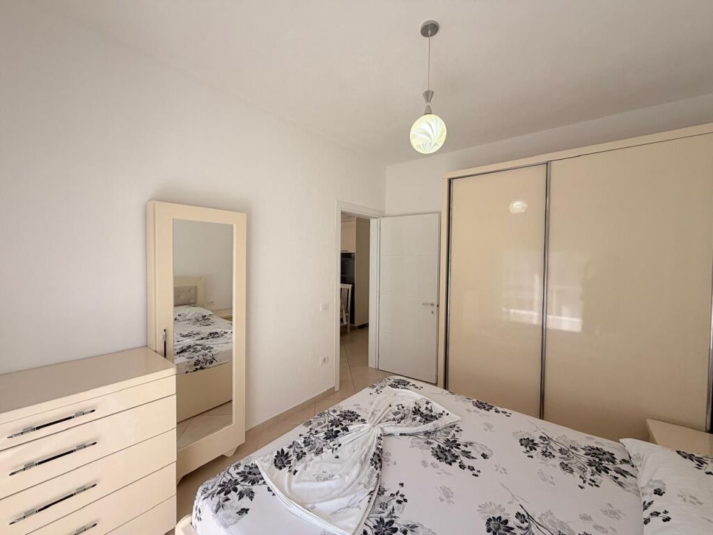 OKAZION. Apartament ne shitje 1+1 ne Golem