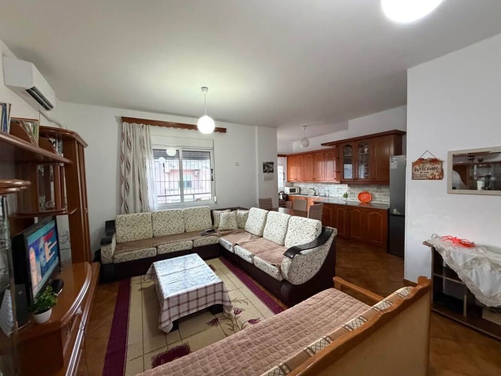 FOR SALE OPPORTUNITY APARTMENT 2+1 IN VLORE