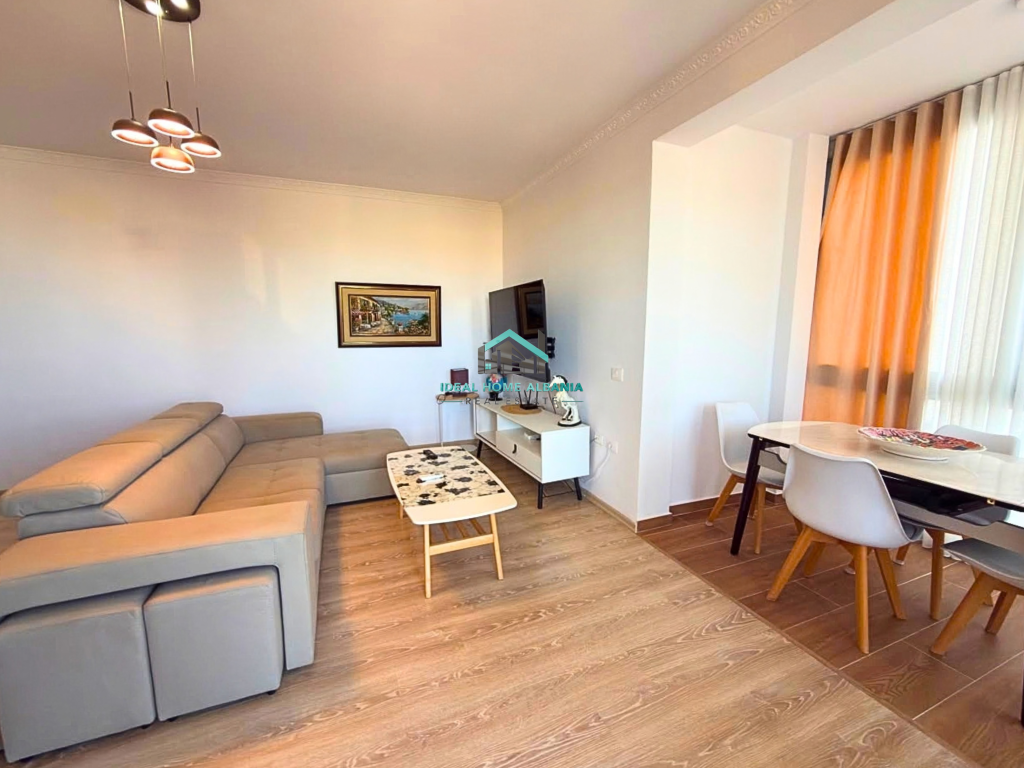APARTAMENT 2+1 NË SHITJE – PLAZHI I VJETËR, VLORË