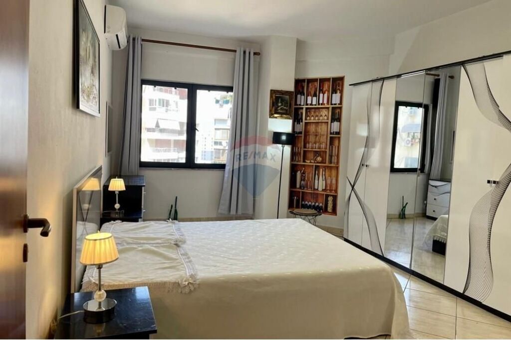 Appartamento 2+1 in affitto al Viale Zogu I