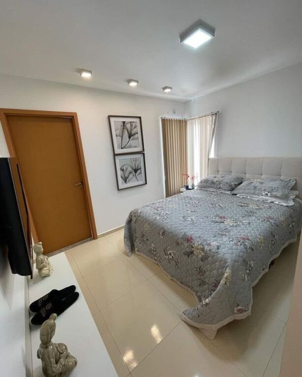 Qender, jepet me qera apartament 2+1.