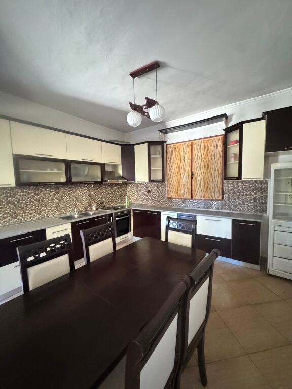 🏡 JEPET ME QIRA VILË 2-KATËSHE NË SPITALLË, DURRËS!