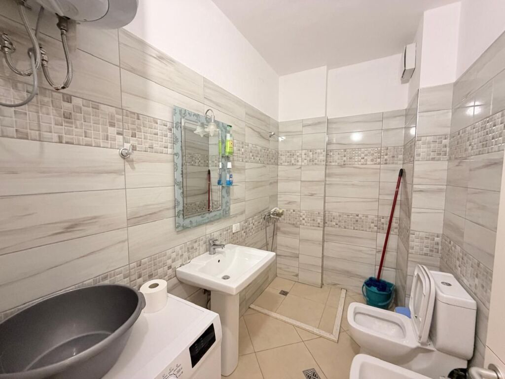 OKAZION. Apartament ne shitje 1+1 ne Golem