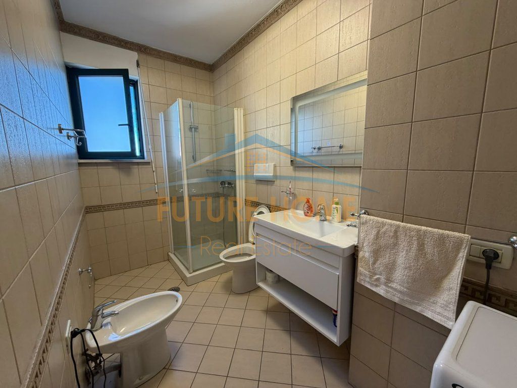 Affitto, Appartamento 2+1, Blloku, Tirana