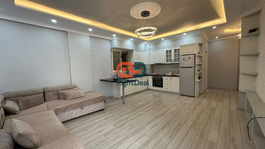 Ne Fresk, Shitet Apartament 2+1, Me Planimetri Perfekte !!