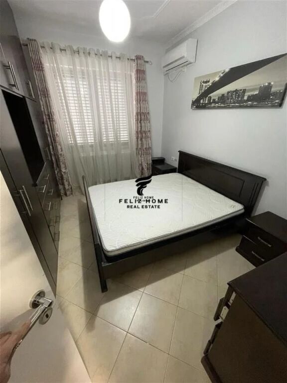 APARTAMENT ME QERA 2+1 KODRA E DIELLIT 80.000 LEKE FH-97945