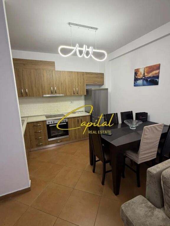 APARTAMENT ME QIRA 2+1 SHKOZE 43.000 LEKE