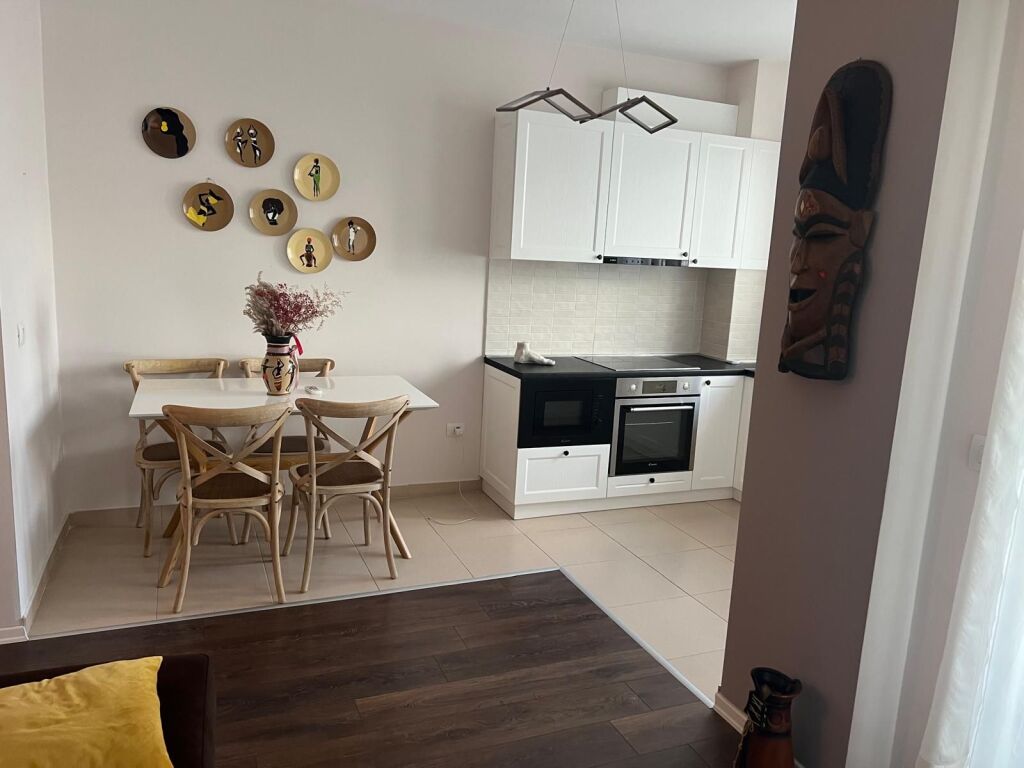 Super apartament 2+1 me qira te Kopshti Zoologjik, Kompleksi Mateo