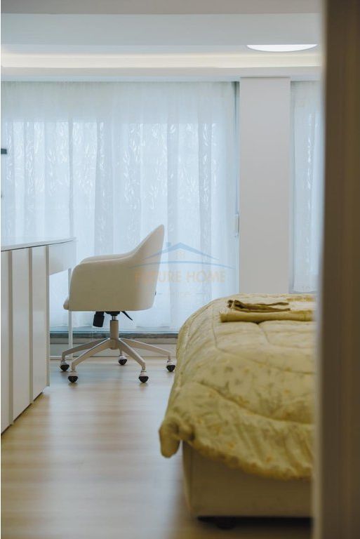 Shitet, Apartament 2+1+2, Sheshi Willson , Tirane