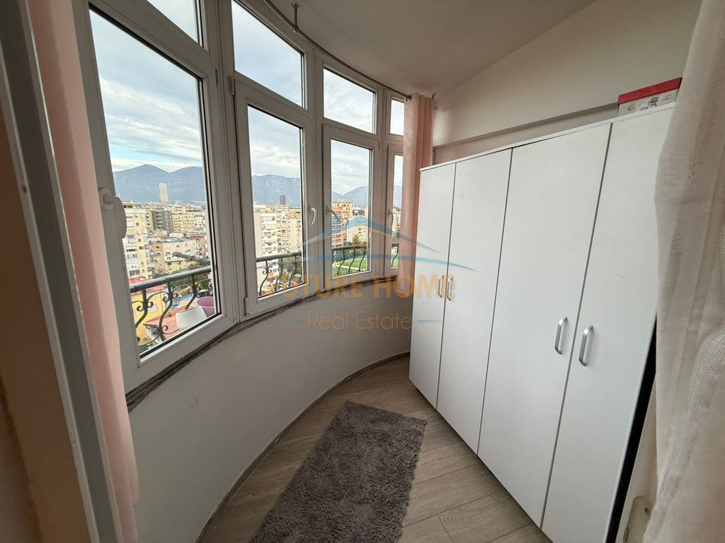 Shitet Apartamet 2+1, Komuna e Parisit , Tiranë